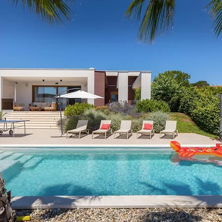 Grofica- Beheizter Pool- Taverne- Strandnaehe By Interhome Feriehus *