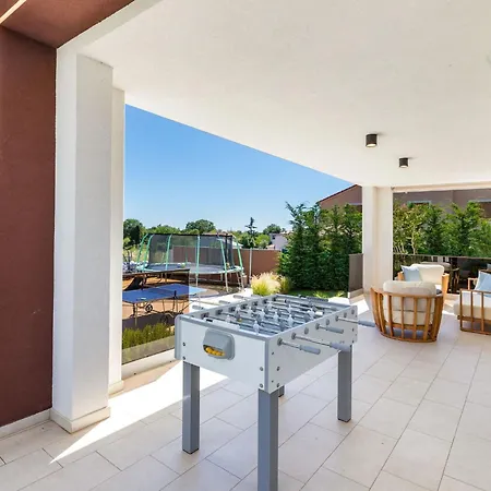 Grofica- Beheizter Pool- Taverne- Strandnaehe By Interhome Feriehus