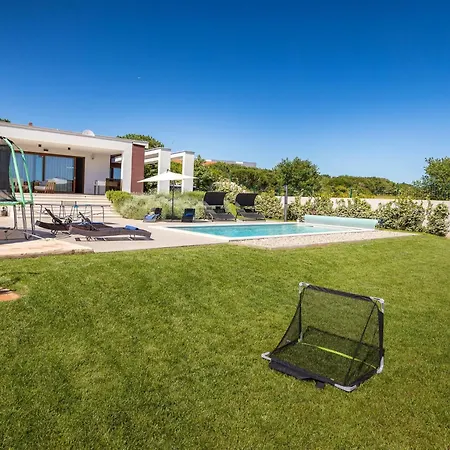 Grofica- Beheizter Pool- Taverne- Strandnaehe By Interhome Σπίτι διακοπών Πούλα