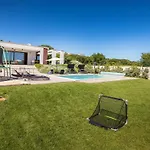 Grofica- Beheizter Pool- Taverne- Strandnaehe By Interhome Nyaraló Póla