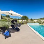 Будинок відпочинку Grofica- Beheizter Pool- Taverne- Strandnaehe By Interhome *