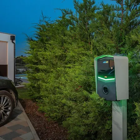 Grofica- Beheizter Pool- Taverne- Strandnaehe By Interhome Semesterbostad *