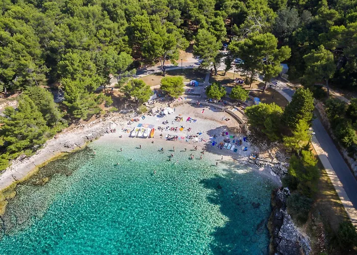 Grofica- Beheizter Pool- Taverne- Strandnaehe By Interhome *